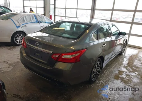 2016 Nissan Altima 2.5 S z USA, uszkodzony, nr VIN 1N4AL3AP5GC126622